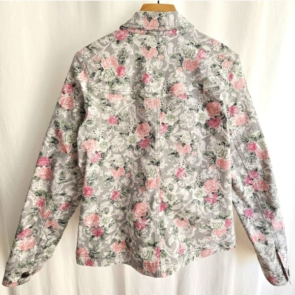 Northern Reflections Grey & Pink Floral Jacquard Button Jacket - Picture 11 of 16